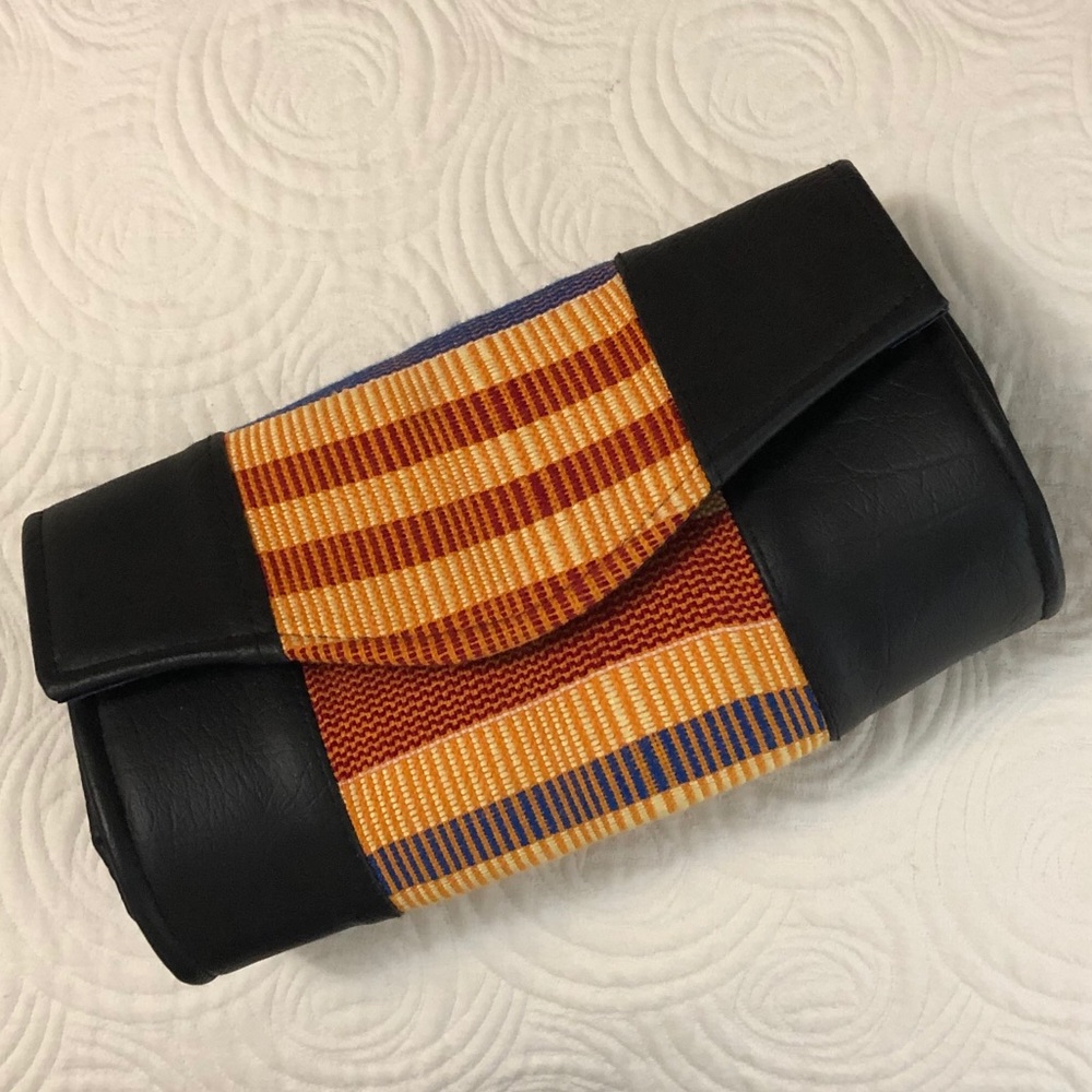 African Clutch